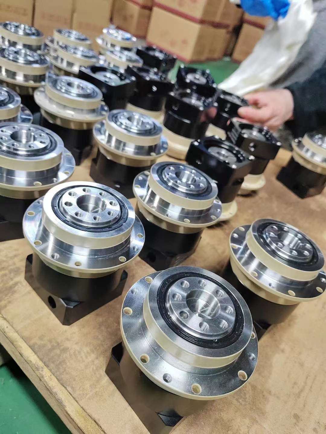 SF57-Y1.1KW-45.92M5BٻͺFA77DRE80M4