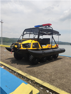 应急救援车：仓底护板，375mm 越障，矿山救援​