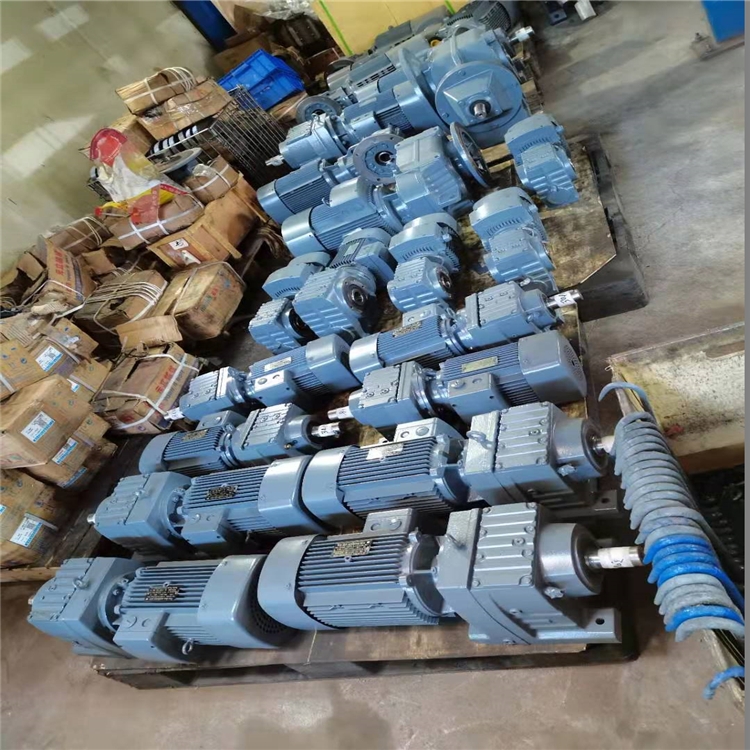 RF137-RF77-2242-0.37KW/4P-M2-0ٻ