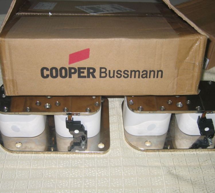 bussmann۶DCA0012716P0001170M6811RDCU-12CAPOW-01C